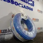 LOTE 350 - 01 ROLO DE CABO FLEXÍVEL 100M 1X10MM NA COR AZUL(NOVO). (NO ESTADO) ATENÇÃO! FAZER A VISITAÇÃO ANTES DE ARREMATAR, NÃO SABEMOS SE FUNCIONA. LEILÃO NÃO TEM GARANTIA E NEM DEVOLUÇÃO, SUJEITO A POSSÍVEIS AVARIAS VISÍVEIS/OCULTAS E/OU AUSÊNCIA DE COMPONENTES.