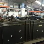 LOTE 355 - 02 CAIXAS COM VÁRIOS EQUIPAMENTOS AUTOTRAC. (NO ESTADO) ATENÇÃO! FAZER A VISITAÇÃO ANTES DE ARREMATAR, NÃO SABEMOS SE FUNCIONA. LEILÃO NÃO TEM GARANTIA E NEM DEVOLUÇÃO, SUJEITO A POSSÍVEIS AVARIAS VISÍVEIS/OCULTAS E/OU AUSÊNCIA DE COMPONENTES.