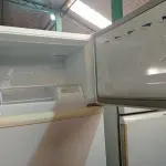 LOTE 478 - 01 GELADEIRA MARCA CÔNSUL 220V. (NO ESTADO) ATENÇÃO! FAZER A VISITAÇÃO ANTES DE ARREMATAR, NÃO SABEMOS SE FUNCIONA. LEILÃO NÃO TEM GARANTIA E NEM DEVOLUÇÃO, SUJEITO A POSSÍVEIS AVARIAS VISÍVEIS/OCULTAS E/OU AUSÊNCIA DE COMPONENTES.