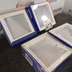 LOTE 473 - 04 LUMINÁRIAS DE EMBUTIR MARCAS EDIBRAZ. (NO ESTADO) ATENÇÃO! FAZER A VISITAÇÃO ANTES DE ARREMATAR, NÃO SABEMOS SE FUNCIONA. LEILÃO NÃO TEM GARANTIA E NEM DEVOLUÇÃO, SUJEITO A POSSÍVEIS AVARIAS VISÍVEIS/OCULTAS E/OU AUSÊNCIA DE COMPONENTES.