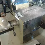 LOTE 358 - 01 MOEDOR DE CARNE INDUSTRIAL METVISA. (NO ESTADO) ATENÇÃO! FAZER A VISITAÇÃO ANTES DE ARREMATAR, NÃO SABEMOS SE FUNCIONA. LEILÃO NÃO TEM GARANTIA E NEM DEVOLUÇÃO, SUJEITO A POSSÍVEIS AVARIAS VISÍVEIS/OCULTAS E/OU AUSÊNCIA DE COMPONENTES.