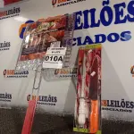 LOTE 010 - 01 KIT CHURRASCO. (NO ESTADO) ATENÇÃO! FAZER A VISITAÇÃO ANTES DE ARREMATAR, NÃO SABEMOS SE FUNCIONA. LEILÃO NÃO TEM GARANTIA E NEM DEVOLUÇÃO, SUJEITO A POSSÍVEIS AVARIAS VISÍVEIS/OCULTAS E/OU AUSÊNCIA DE COMPONENTES.