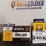 LOTE 240 - 01 KIT DE CHAVES DE PRECISÃO E 01 JOGO DE SERRA COPO. (NO ESTADO) ATENÇÃO! FAZER A VISITAÇÃO ANTES DE ARREMATAR, NÃO SABEMOS SE FUNCIONA. LEILÃO NÃO TEM GARANTIA E NEM DEVOLUÇÃO, SUJEITO A POSSÍVEIS AVARIAS VISÍVEIS/OCULTAS E/OU AUSÊNCIA DE COMPONENTES.