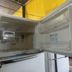 LOTE 419 - 01 GELADEIRA MARCA ELECTROLUX 220V. (NO ESTADO) ATENÇÃO! FAZER A VISITAÇÃO ANTES DE ARREMATAR, NÃO SABEMOS SE FUNCIONA. LEILÃO NÃO TEM GARANTIA E NEM DEVOLUÇÃO, SUJEITO A POSSÍVEIS AVARIAS VISÍVEIS/OCULTAS E/OU AUSÊNCIA DE COMPONENTES.