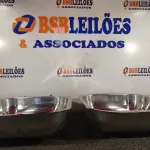 LOTE 579 - 02 CUBAS RASAS PARA PIA EM INOX 40X34X11CM. (NO ESTADO) ATENÇÃO! FAZER A VISITAÇÃO ANTES DE ARREMATAR, NÃO SABEMOS SE FUNCIONA. LEILÃO NÃO TEM GARANTIA E NEM DEVOLUÇÃO, SUJEITO A POSSÍVEIS AVARIAS VISÍVEIS/OCULTAS E/OU AUSÊNCIA DE COMPONENTES.