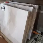 LOTE 558 - 03 LUMINÁRIAS DE EMBUTIR. (NO ESTADO) ATENÇÃO! FAZER A VISITAÇÃO ANTES DE ARREMATAR, NÃO SABEMOS SE FUNCIONA. LEILÃO NÃO TEM GARANTIA E NEM DEVOLUÇÃO, SUJEITO A POSSÍVEIS AVARIAS VISÍVEIS/OCULTAS E/OU AUSÊNCIA DE COMPONENTES.