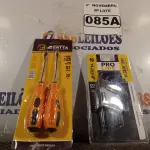 LOTE 085 - 01 KIT DE CHAVE FENDA/PHILIPS E 01 KIT DE CHAVE TORX. (NO ESTADO) ATENÇÃO! FAZER A VISITAÇÃO ANTES DE ARREMATAR, NÃO SABEMOS SE FUNCIONA. LEILÃO NÃO TEM GARANTIA E NEM DEVOLUÇÃO, SUJEITO A POSSÍVEIS AVARIAS VISÍVEIS/OCULTAS E/OU AUSÊNCIA DE COMPONENTES.