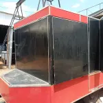 LOTE 588 - 01 TRAILLER ROBEQUE. (NO ESTADO) ATENÇÃO! FAZER A VISITAÇÃO ANTES DE ARREMATAR, NÃO SABEMOS SE FUNCIONA. LEILÃO NÃO TEM GARANTIA E NEM DEVOLUÇÃO, SUJEITO A POSSÍVEIS AVARIAS VISÍVEIS/OCULTAS E/OU AUSÊNCIA DE COMPONENTES.