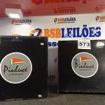 LOTE 573 - 02 PLAFONS DE SOBREPOR 40X40. (NO ESTADO) ATENÇÃO! FAZER A VISITAÇÃO ANTES DE ARREMATAR, NÃO SABEMOS SE FUNCIONA. LEILÃO NÃO TEM GARANTIA E NEM DEVOLUÇÃO, SUJEITO A POSSÍVEIS AVARIAS VISÍVEIS/OCULTAS E/OU AUSÊNCIA DE COMPONENTES.