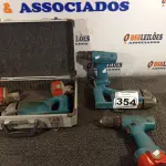 LOTE 354 - 01 MALETA E 04 FURADEIRAS MARCAS E MODELOS DIVERSOS COM PARA RETIRADA DE PEÇAS. (NO ESTADO) ATENÇÃO! FAZER A VISITAÇÃO ANTES DE ARREMATAR, NÃO SABEMOS SE FUNCIONA. LEILÃO NÃO TEM GARANTIA E NEM DEVOLUÇÃO, SUJEITO A POSSÍVEIS AVARIAS VISÍVEIS/OCULTAS E/OU AUSÊNCIA DE COMPONENTES.