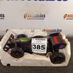 LOTE 385 - 01 CARRINHO DE CONTROLE REMOTO. (NO ESTADO) ATENÇÃO! FAZER A VISITAÇÃO ANTES DE ARREMATAR, NÃO SABEMOS SE FUNCIONA. LEILÃO NÃO TEM GARANTIA E NEM DEVOLUÇÃO, SUJEITO A POSSÍVEIS AVARIAS VISÍVEIS/OCULTAS E/OU AUSÊNCIA DE COMPONENTES.