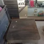 LOTE 433 - 01 BALANÇA ELETRÔNICA MARCA TOLEDO CAPACIDADE 50KG. (NO ESTADO) ATENÇÃO! FAZER A VISITAÇÃO ANTES DE ARREMATAR, NÃO SABEMOS SE FUNCIONA. LEILÃO NÃO TEM GARANTIA E NEM DEVOLUÇÃO, SUJEITO A POSSÍVEIS AVARIAS VISÍVEIS/OCULTAS E/OU AUSÊNCIA DE COMPONENTES.