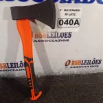 LOTE 040 - 01 MACHADINHA CAÇA E PESCA COM CABO EMBORRACHADO. (NO ESTADO) ATENÇÃO! FAZER A VISITAÇÃO ANTES DE ARREMATAR, NÃO SABEMOS SE FUNCIONA. LEILÃO NÃO TEM GARANTIA E NEM DEVOLUÇÃO, SUJEITO A POSSÍVEIS AVARIAS VISÍVEIS/OCULTAS E/OU AUSÊNCIA DE COMPONENTES.