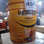 LOTE 491 - 01 BALDE DE VEDALIT, ADITIVO PLASTIFICANTE CONCENTRADO PARA ARGAMASSA DE ASSENTAMENTO E REBOCO CONVENCIONAL. (NO ESTADO) ATENÇÃO! FAZER A VISITAÇÃO ANTES DE ARREMATAR, NÃO SABEMOS SE FUNCIONA. LEILÃO NÃO TEM GARANTIA E NEM DEVOLUÇÃO, SUJEITO A POSSÍVEIS AVARIAS VISÍVEIS/OCULTAS E/OU AUSÊNCIA DE COMPONENTES.