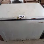 LOTE 483 - 01 FREEZER HORIZONTAL COM AVARIAS. (NO ESTADO) ATENÇÃO! FAZER A VISITAÇÃO ANTES DE ARREMATAR, NÃO SABEMOS SE FUNCIONA. LEILÃO NÃO TEM GARANTIA E NEM DEVOLUÇÃO, SUJEITO A POSSÍVEIS AVARIAS VISÍVEIS/OCULTAS E/OU AUSÊNCIA DE COMPONENTES.