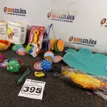 LOTE 395 - 01 KIT DE ACESSÓRIOS PARA PET. (NO ESTADO) ATENÇÃO! FAZER A VISITAÇÃO ANTES DE ARREMATAR, NÃO SABEMOS SE FUNCIONA. LEILÃO NÃO TEM GARANTIA E NEM DEVOLUÇÃO, SUJEITO A POSSÍVEIS AVARIAS VISÍVEIS/OCULTAS E/OU AUSÊNCIA DE COMPONENTES.