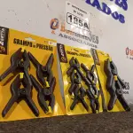 LOTE 185 - 01 KIT DE GRAMPOS DE PRESSÃO. (NO ESTADO) ATENÇÃO! FAZER A VISITAÇÃO ANTES DE ARREMATAR, NÃO SABEMOS SE FUNCIONA. LEILÃO NÃO TEM GARANTIA E NEM DEVOLUÇÃO, SUJEITO A POSSÍVEIS AVARIAS VISÍVEIS/OCULTAS E/OU AUSÊNCIA DE COMPONENTES.
