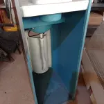 LOTE 587 - 01 TOTEM EM FIBRA DE VIDRO PARA HIGIENIZAÇÃO DAS MÃOS. (NO ESTADO) ATENÇÃO! FAZER A VISITAÇÃO ANTES DE ARREMATAR, NÃO SABEMOS SE FUNCIONA. LEILÃO NÃO TEM GARANTIA E NEM DEVOLUÇÃO, SUJEITO A POSSÍVEIS AVARIAS VISÍVEIS/OCULTAS E/OU AUSÊNCIA DE COMPONENTES.