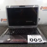 LOTE 005 - 01 NOTEBOOK MARCA TOSHIBA. (NO ESTADO) ATENÇÃO! FAZER A VISITAÇÃO ANTES DE ARREMATAR, NÃO SABEMOS SE FUNCIONA. LEILÃO NÃO TEM GARANTIA E NEM DEVOLUÇÃO, SUJEITO A POSSÍVEIS AVARIAS VISÍVEIS/OCULTAS E/OU AUSÊNCIA DE COMPONENTES.