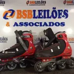 LOTE 142 - 01 PAR DE PATINS. (NO ESTADO) ATENÇÃO! FAZER A VISITAÇÃO ANTES DE ARREMATAR, NÃO SABEMOS SE FUNCIONA. LEILÃO NÃO TEM GARANTIA E NEM DEVOLUÇÃO, SUJEITO A POSSÍVEIS AVARIAS VISÍVEIS/OCULTAS E/OU AUSÊNCIA DE COMPONENTES.