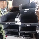 LOTE 099 - 01 LOTE COM VÁRIAS CAÇAMBAS ORGANIZADORAS. (NO ESTADO) ATENÇÃO! FAZER A VISITAÇÃO ANTES DE ARREMATAR, NÃO SABEMOS SE FUNCIONA. LEILÃO NÃO TEM GARANTIA E NEM DEVOLUÇÃO, SUJEITO A POSSÍVEIS AVARIAS VISÍVEIS/OCULTAS E/OU AUSÊNCIA DE COMPONENTES.