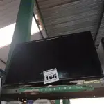 LOTE 166 - 01 TV DE LED MARCA PANASONIC 32” POL PARA RETIRADA DE PEÇAS. (NO ESTADO) ATENÇÃO! FAZER A VISITAÇÃO ANTES DE ARREMATAR, NÃO SABEMOS SE FUNCIONA. LEILÃO NÃO TEM GARANTIA E NEM DEVOLUÇÃO, SUJEITO A POSSÍVEIS AVARIAS VISÍVEIS/OCULTAS E/OU AUSÊNCIA DE COMPONENTES.