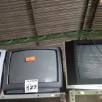 LOTE 127 - 03 TV’S DE TUBO MARCAS E MODELOS DIVERSOS. (NO ESTADO) ATENÇÃO! FAZER A VISITAÇÃO ANTES DE ARREMATAR, NÃO SABEMOS SE FUNCIONA. LEILÃO NÃO TEM GARANTIA E NEM DEVOLUÇÃO, SUJEITO A POSSÍVEIS AVARIAS VISÍVEIS/OCULTAS E/OU AUSÊNCIA DE COMPONENTES.