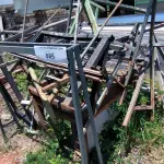 LOTE 085 - 01 LOTE COM CAVALETES EM FERRO (NO ESTADO, NÃO SABEMOS SE FUNCIONA. LEILÃO NÃO TEM GARANTIA E NEM DEVOLUÇÃO).