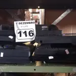 LOTE 116 - 07 MONITORES MARCAS E MODELOS DIVERSOS PARA RETIRADA DE PEÇAS. (NO ESTADO) ATENÇÃO! FAZER A VISITAÇÃO ANTES DE ARREMATAR, NÃO SABEMOS SE FUNCIONA. LEILÃO NÃO TEM GARANTIA E NEM DEVOLUÇÃO, SUJEITO A POSSÍVEIS AVARIAS VISÍVEIS/OCULTAS E/OU AUSÊNCIA DE COMPONENTES.