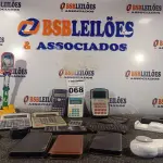 LOTE 068 - 01 LOTE COM VÁRIAS CALCULADORES MARCAS E MODELOS DIVERSOS. (NO ESTADO) ATENÇÃO! FAZER A VISITAÇÃO ANTES DE ARREMATAR, NÃO SABEMOS SE FUNCIONA. LEILÃO NÃO TEM GARANTIA E NEM DEVOLUÇÃO, SUJEITO A POSSÍVEIS AVARIAS VISÍVEIS/OCULTAS E/OU AUSÊNCIA DE COMPONENTES.