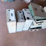 LOTE 089 - 01 LOTE COM QUADROS ELÉTRICOS (NO ESTADO, NÃO SABEMOS SE FUNCIONA. LEILÃO NÃO TEM GARANTIA E NEM DEVOLUÇÃO).