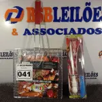 LOTE 041 - 01 KIT CHURRASCO. (NO ESTADO) ATENÇÃO! FAZER A VISITAÇÃO ANTES DE ARREMATAR, NÃO SABEMOS SE FUNCIONA. LEILÃO NÃO TEM GARANTIA E NEM DEVOLUÇÃO, SUJEITO A POSSÍVEIS AVARIAS VISÍVEIS/OCULTAS E/OU AUSÊNCIA DE COMPONENTES.