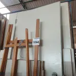 LOTE 194 - 01 LOTE COM VÁRIOS MÓDULOS DE DIVISÓRIAS E 02 CAVALETES. (NO ESTADO) ATENÇÃO! FAZER A VISITAÇÃO ANTES DE ARREMATAR, NÃO SABEMOS SE FUNCIONA. LEILÃO NÃO TEM GARANTIA E NEM DEVOLUÇÃO, SUJEITO A POSSÍVEIS AVARIAS VISÍVEIS/OCULTAS E/OU AUSÊNCIA DE COMPONENTES.