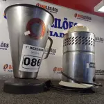 LOTE 086 - 01 LIQUIDIFICADOR INDUSTRIAL. (NO ESTADO) ATENÇÃO! FAZER A VISITAÇÃO ANTES DE ARREMATAR, NÃO SABEMOS SE FUNCIONA. LEILÃO NÃO TEM GARANTIA E NEM DEVOLUÇÃO, SUJEITO A POSSÍVEIS AVARIAS VISÍVEIS/OCULTAS E/OU AUSÊNCIA DE COMPONENTES.