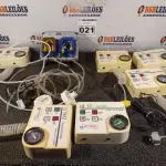 LOTE 021 - 01 BOMBA PARA DETERGENTE E 06 PAINÉIS DE OXIGÊNIO. (NO ESTADO) ATENÇÃO! FAZER A VISITAÇÃO ANTES DE ARREMATAR, NÃO SABEMOS SE FUNCIONA. LEILÃO NÃO TEM GARANTIA E NEM DEVOLUÇÃO, SUJEITO A POSSÍVEIS AVARIAS VISÍVEIS/OCULTAS E/OU AUSÊNCIA DE COMPONENTES.