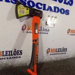 LOTE 054 - 01 MACHADINHA CAÇA E PESCA COM CABO EMBORRACHADO. (NO ESTADO) ATENÇÃO! FAZER A VISITAÇÃO ANTES DE ARREMATAR, NÃO SABEMOS SE FUNCIONA. LEILÃO NÃO TEM GARANTIA E NEM DEVOLUÇÃO, SUJEITO A POSSÍVEIS AVARIAS VISÍVEIS/OCULTAS E/OU AUSÊNCIA DE COMPONENTES.