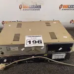 LOTE 196 - 01 AMPLIFICADOR A-7920 A E 01 RX FM-8-U. (NO ESTADO) ATENÇÃO! FAZER A VISITAÇÃO ANTES DE ARREMATAR, NÃO SABEMOS SE FUNCIONA. LEILÃO NÃO TEM GARANTIA E NEM DEVOLUÇÃO, SUJEITO A POSSÍVEIS AVARIAS VISÍVEIS/OCULTAS E/OU AUSÊNCIA DE COMPONENTES.