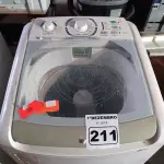 LOTE 211 - 01 MÁQUINA DE LAVAR MARCA ELECTROLUX 8KG 127V. (NO ESTADO) ATENÇÃO! FAZER A VISITAÇÃO ANTES DE ARREMATAR, NÃO SABEMOS SE FUNCIONA. LEILÃO NÃO TEM GARANTIA E NEM DEVOLUÇÃO, SUJEITO A POSSÍVEIS AVARIAS VISÍVEIS/OCULTAS E/OU AUSÊNCIA DE COMPONENTES.