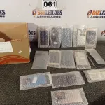 LOTE 061 - 01 LOTE COM VÁRIAS TELAS PARA CELULAR MOTOROLA. (NO ESTADO) ATENÇÃO! FAZER A VISITAÇÃO ANTES DE ARREMATAR, NÃO SABEMOS SE FUNCIONA. LEILÃO NÃO TEM GARANTIA E NEM DEVOLUÇÃO, SUJEITO A POSSÍVEIS AVARIAS VISÍVEIS/OCULTAS E/OU AUSÊNCIA DE COMPONENTES.