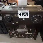 LOTE 158 - 01 GRAVADOR DE ROLO. (NO ESTADO) ATENÇÃO! FAZER A VISITAÇÃO ANTES DE ARREMATAR, NÃO SABEMOS SE FUNCIONA. LEILÃO NÃO TEM GARANTIA E NEM DEVOLUÇÃO, SUJEITO A POSSÍVEIS AVARIAS VISÍVEIS/OCULTAS E/OU AUSÊNCIA DE COMPONENTES.