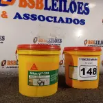 LOTE 148 - 02 BALDES DE SELANTE ACRÍLICO FLEXÍVEL SIKACRYL 203 5KG. (NO ESTADO) ATENÇÃO! FAZER A VISITAÇÃO ANTES DE ARREMATAR, NÃO SABEMOS SE FUNCIONA. LEILÃO NÃO TEM GARANTIA E NEM DEVOLUÇÃO, SUJEITO A POSSÍVEIS AVARIAS VISÍVEIS/OCULTAS E/OU AUSÊNCIA DE COMPONENTES.