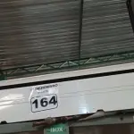 LOTE 164 - 01 EVAPORADORA MARCA CARRIER 12000BTU. (NO ESTADO) ATENÇÃO! FAZER A VISITAÇÃO ANTES DE ARREMATAR, NÃO SABEMOS SE FUNCIONA. LEILÃO NÃO TEM GARANTIA E NEM DEVOLUÇÃO, SUJEITO A POSSÍVEIS AVARIAS VISÍVEIS/OCULTAS E/OU AUSÊNCIA DE COMPONENTES.