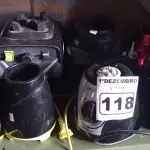 LOTE 118 - 08 BASES DE LIQUIDIFICADORES MARCAS E MODELOS DIVERSOS. (NO ESTADO) ATENÇÃO! FAZER A VISITAÇÃO ANTES DE ARREMATAR, NÃO SABEMOS SE FUNCIONA. LEILÃO NÃO TEM GARANTIA E NEM DEVOLUÇÃO, SUJEITO A POSSÍVEIS AVARIAS VISÍVEIS/OCULTAS E/OU AUSÊNCIA DE COMPONENTES.