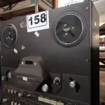LOTE 158 - 01 GRAVADOR DE ROLO. (NO ESTADO) ATENÇÃO! FAZER A VISITAÇÃO ANTES DE ARREMATAR, NÃO SABEMOS SE FUNCIONA. LEILÃO NÃO TEM GARANTIA E NEM DEVOLUÇÃO, SUJEITO A POSSÍVEIS AVARIAS VISÍVEIS/OCULTAS E/OU AUSÊNCIA DE COMPONENTES.