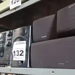 LOTE 132 - 01 APARELHO DE SOM 2X1 MARCA CCE E 03 CAIXAS DE SOM PARA HOME THEATER MARCAS SONY. (NO ESTADO) ATENÇÃO! FAZER A VISITAÇÃO ANTES DE ARREMATAR, NÃO SABEMOS SE FUNCIONA. LEILÃO NÃO TEM GARANTIA E NEM DEVOLUÇÃO, SUJEITO A POSSÍVEIS AVARIAS VISÍVEIS/OCULTAS E/OU AUSÊNCIA DE COMPONENTES.