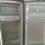 LOTE 214 - 01 GELADEIRA MARCA ELECTROLUX 220V. (NO ESTADO) ATENÇÃO! FAZER A VISITAÇÃO ANTES DE ARREMATAR, NÃO SABEMOS SE FUNCIONA. LEILÃO NÃO TEM GARANTIA E NEM DEVOLUÇÃO, SUJEITO A POSSÍVEIS AVARIAS VISÍVEIS/OCULTAS E/OU AUSÊNCIA DE COMPONENTES.