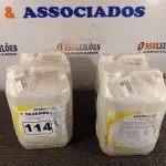LOTE 114 - 20 LITROS DE DESINFETANTE HOSPITALAR PARA SUPERFÍCIES FIXAS E ARTIGOS NÃO CRÍTICOS. (NO ESTADO) ATENÇÃO! FAZER A VISITAÇÃO ANTES DE ARREMATAR, NÃO SABEMOS SE FUNCIONA. LEILÃO NÃO TEM GARANTIA E NEM DEVOLUÇÃO, SUJEITO A POSSÍVEIS AVARIAS VISÍVEIS/OCULTAS E/OU AUSÊNCIA DE COMPONENTES.