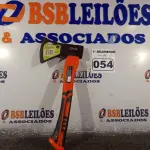 LOTE 054 - 01 MACHADINHA CAÇA E PESCA COM CABO EMBORRACHADO. (NO ESTADO) ATENÇÃO! FAZER A VISITAÇÃO ANTES DE ARREMATAR, NÃO SABEMOS SE FUNCIONA. LEILÃO NÃO TEM GARANTIA E NEM DEVOLUÇÃO, SUJEITO A POSSÍVEIS AVARIAS VISÍVEIS/OCULTAS E/OU AUSÊNCIA DE COMPONENTES.