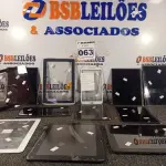 LOTE 063 - 01 LOTE COM VÁRIAS TELAS PARA TABLET MARCAS E MODELOS DIVERSOS. (NO ESTADO) ATENÇÃO! FAZER A VISITAÇÃO ANTES DE ARREMATAR, NÃO SABEMOS SE FUNCIONA. LEILÃO NÃO TEM GARANTIA E NEM DEVOLUÇÃO, SUJEITO A POSSÍVEIS AVARIAS VISÍVEIS/OCULTAS E/OU AUSÊNCIA DE COMPONENTES.