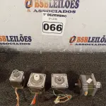 LOTE 066 - 04 MOTORES DE PASSO. (NO ESTADO) ATENÇÃO! FAZER A VISITAÇÃO ANTES DE ARREMATAR, NÃO SABEMOS SE FUNCIONA. LEILÃO NÃO TEM GARANTIA E NEM DEVOLUÇÃO, SUJEITO A POSSÍVEIS AVARIAS VISÍVEIS/OCULTAS E/OU AUSÊNCIA DE COMPONENTES.